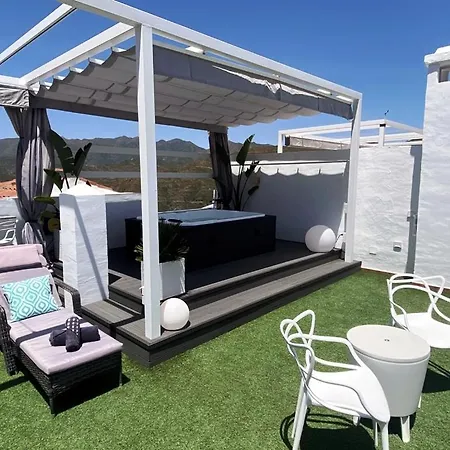 Penthouse Mit Privatem Jacuzzi In Marbella - La Mairena * Ojen